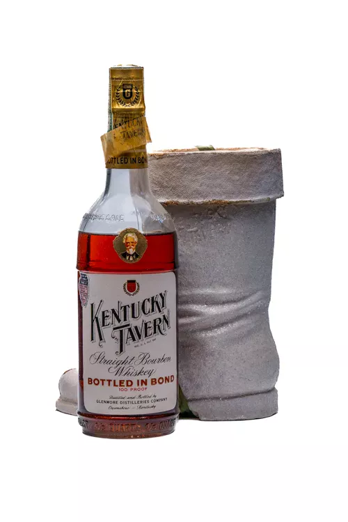 1954 Kentucky Tavern Straight Bourbon Whiskey (Vintage)